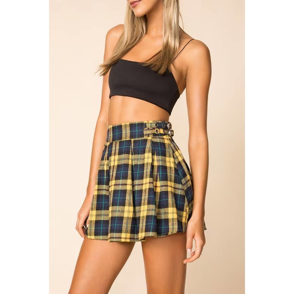 Superdown evy pleated buckle skirt